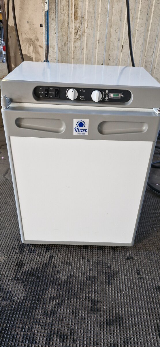 Lednice 12V 220V LPG - 2