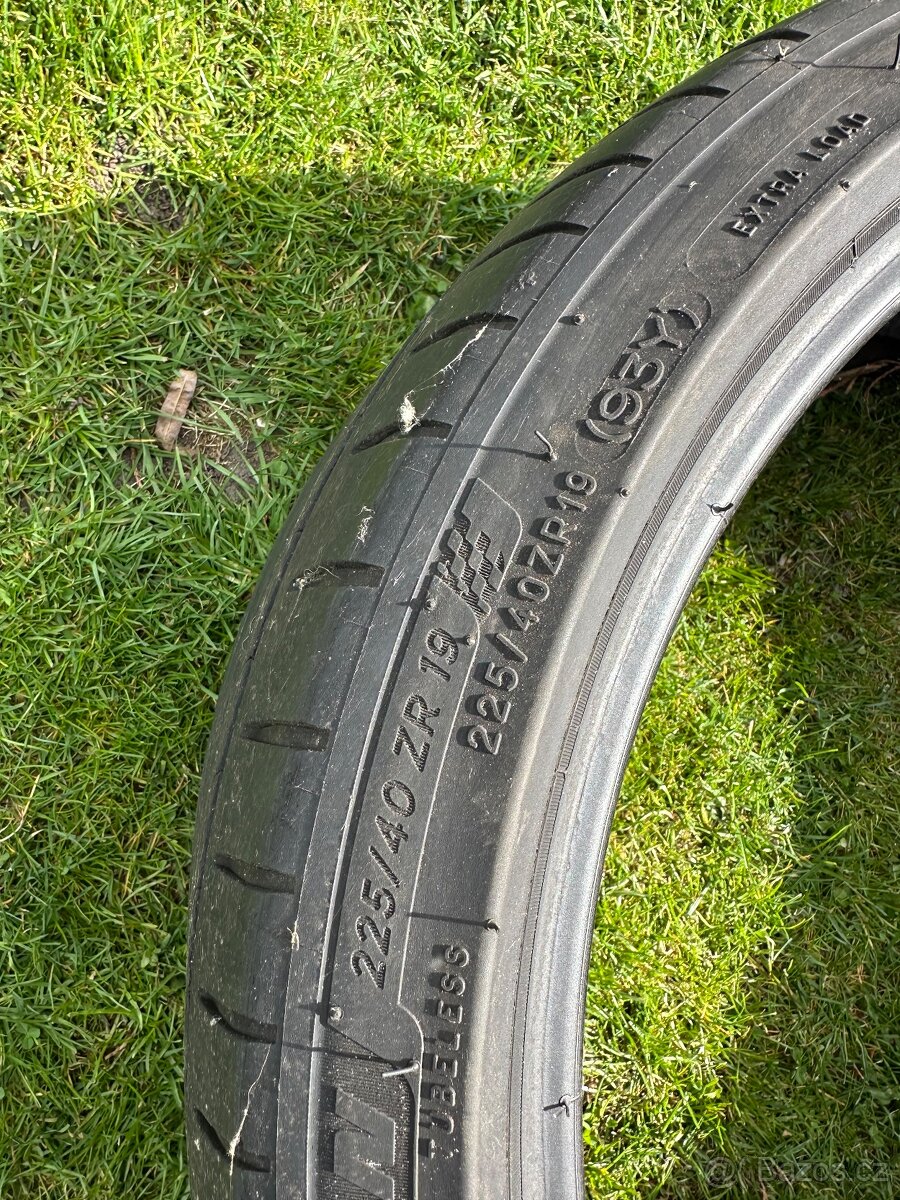 Michelin Pilot sport 4 225/40 R19 - 2