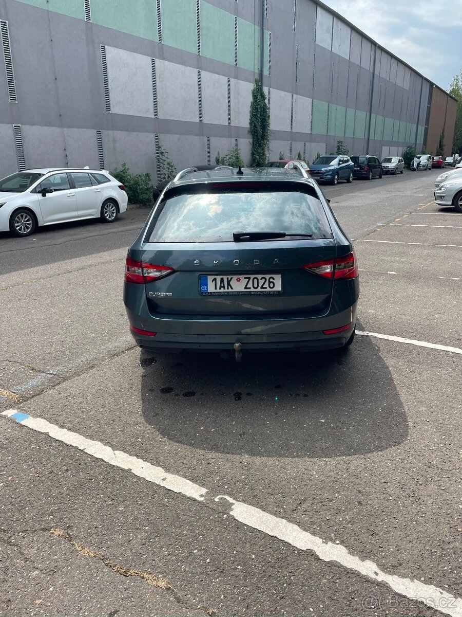 Škoda Superb - 2