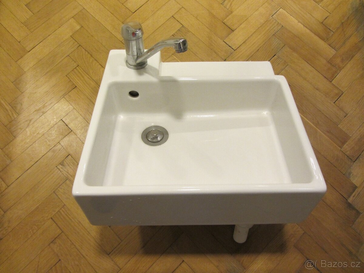 koupelnové čtvercové umyvadlo - 2
