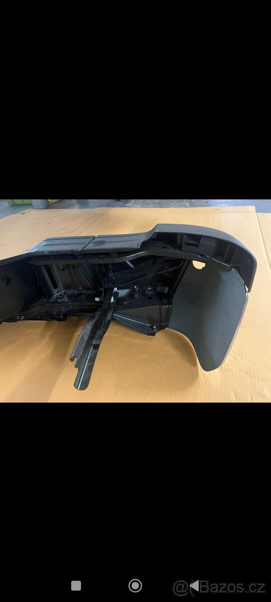 Zadní nárazník Toyota hilux 2025