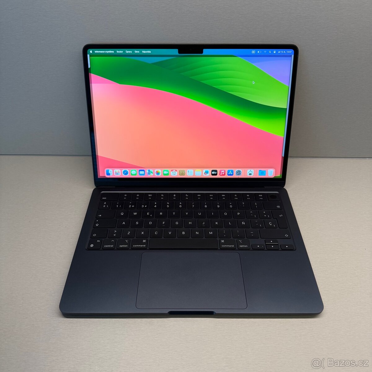 Zánovní Apple MacBook AIR 13” M3 256GB,8GB RAM,Baterie 100% - 2