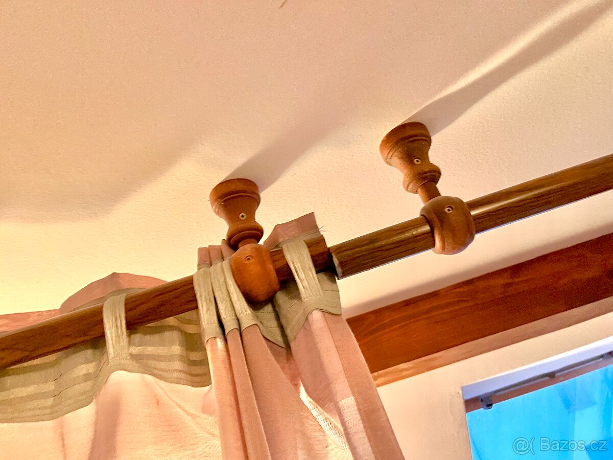 Závěsy + garnýže - 2