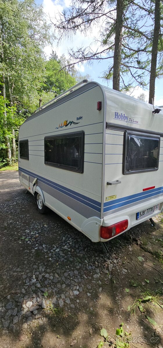 Karavan Hobby 400 De luxe + ROBOT TROLLEY 1500 - 2