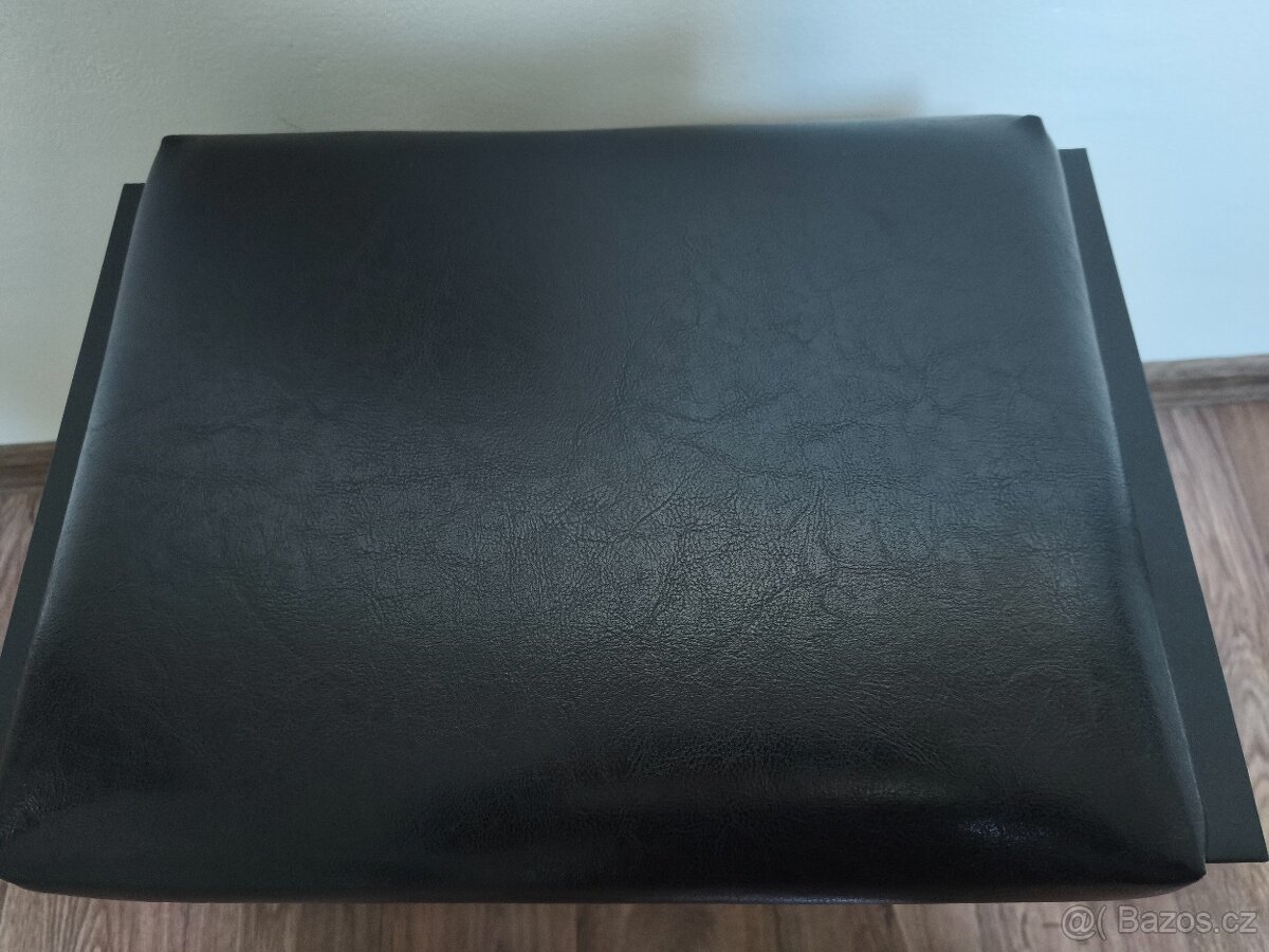 Kovová židle/taburet - 2