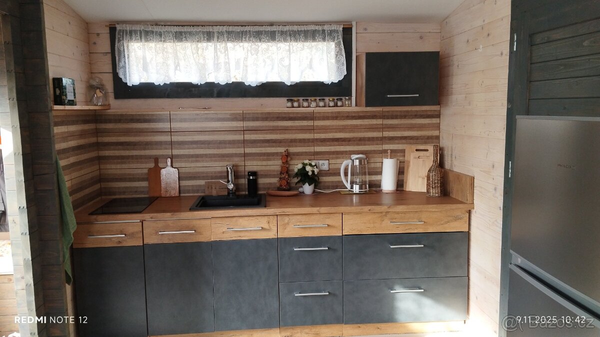 Prodej chaty se zahradou - 2