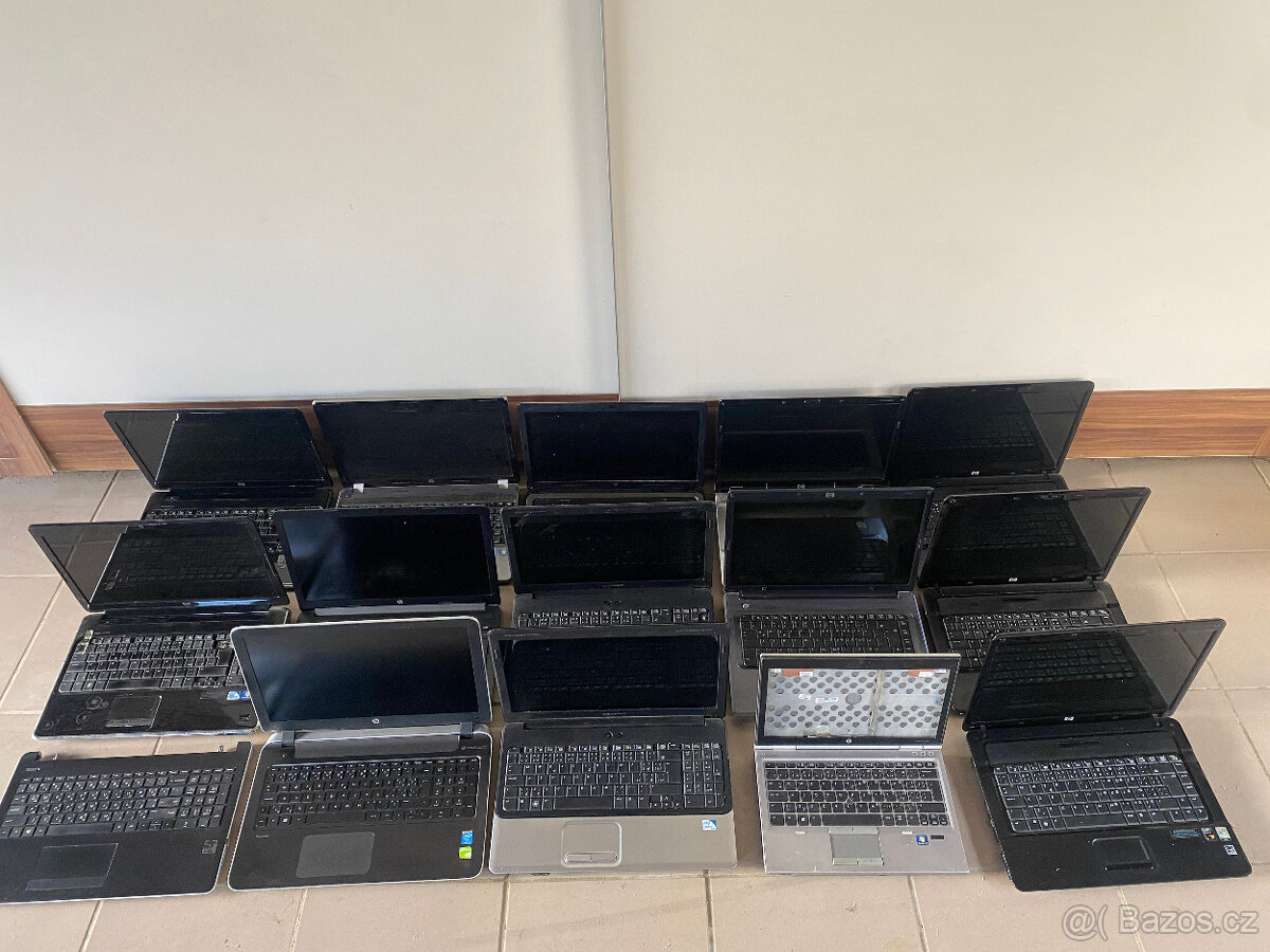 Výprodej skladových zásob - Compaq, HP - 2