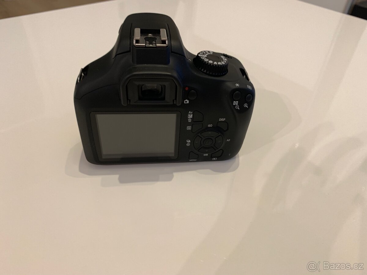 Digitální fotoaparát Canon EOS 4000D - 2