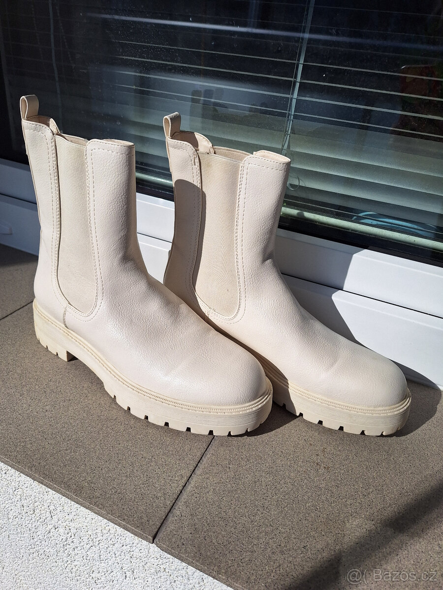 Dámské bílé kanada nenošené - vel. 42 - 2