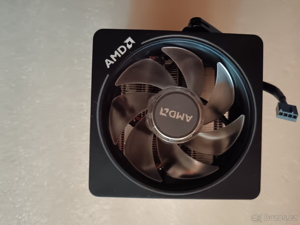 Nový chladič CPU, Wraith Prism AM4 socket - 2