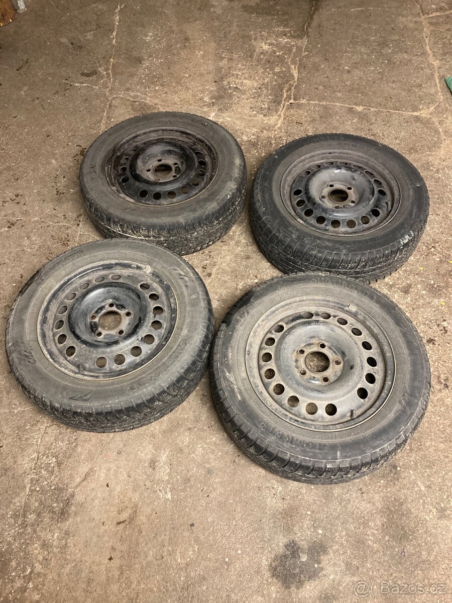 Prodám disky s pneu 195/65 R15 - 2