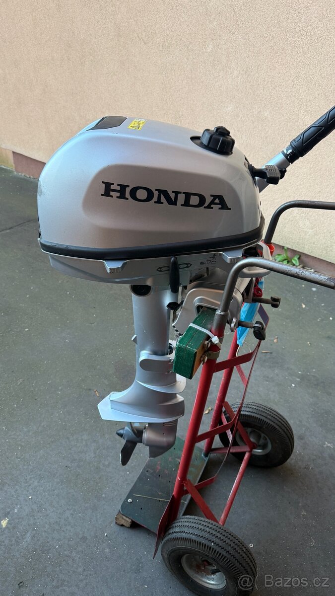 Lodni motor Honda BF 6hp 4takt, kratka noha, dobijeni na 12v - 2