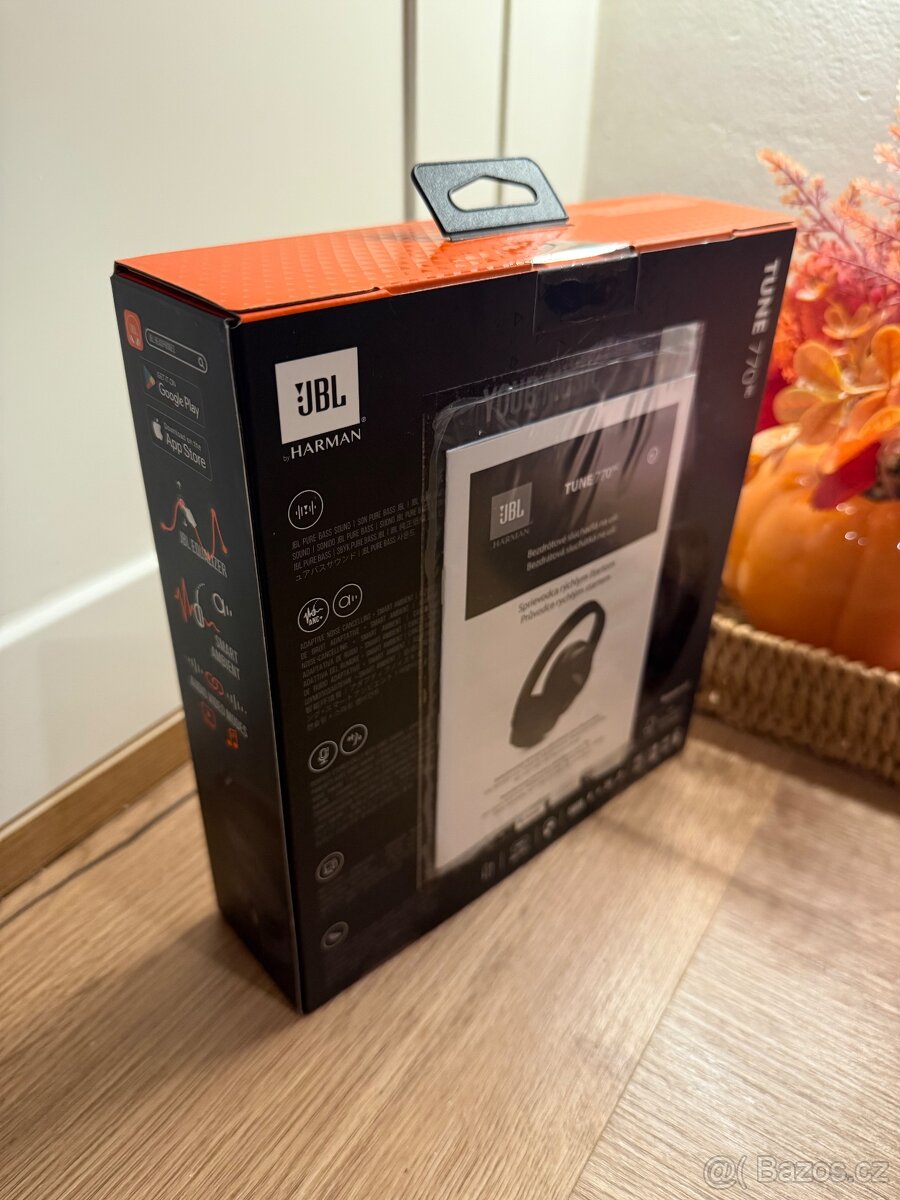 Sluchátka JBL Tune 770 NC - 2