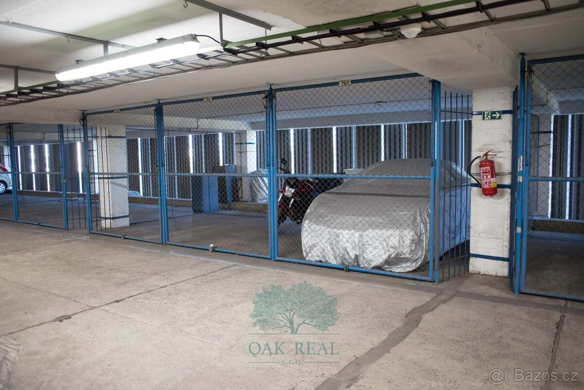 Pronájem, Garážové stání, 14 m² - Praha - Podolí - 2