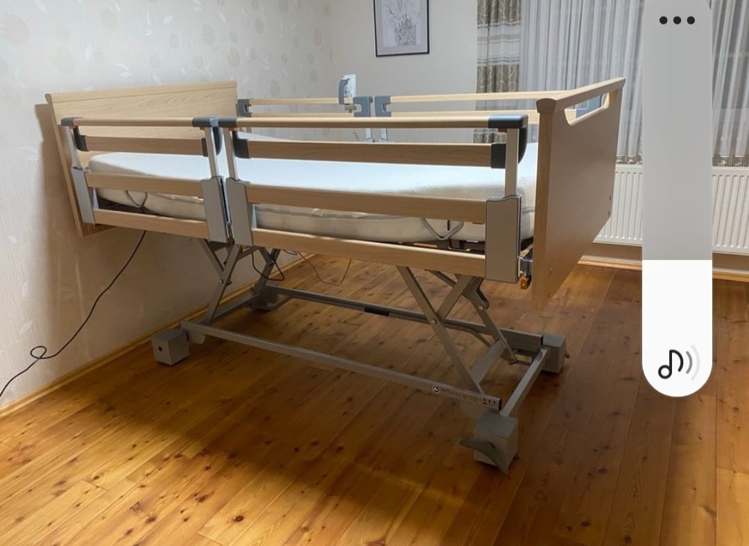 Zdravotní polohovací postel s matrací - 2