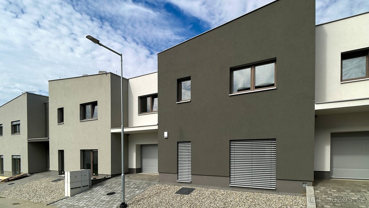 Pronájem rodinného domu 210 m² - Kunštát, ev.č. 00074 - 2