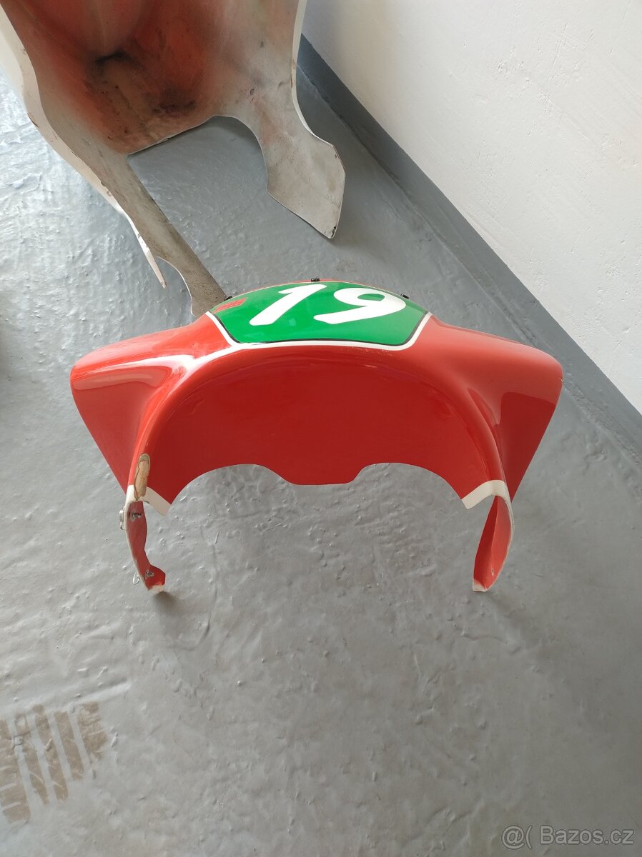 Kapoty Suzuki RGV 250 - 2