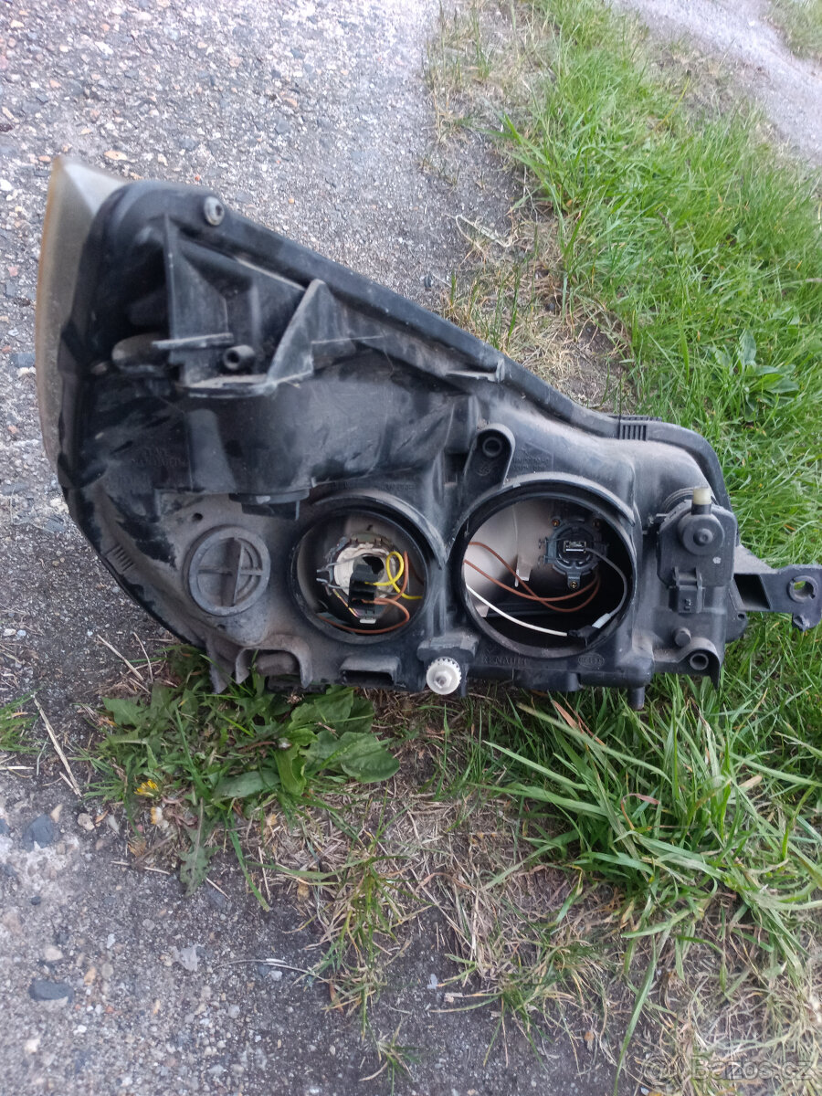 Espace 4 přední světla - 2