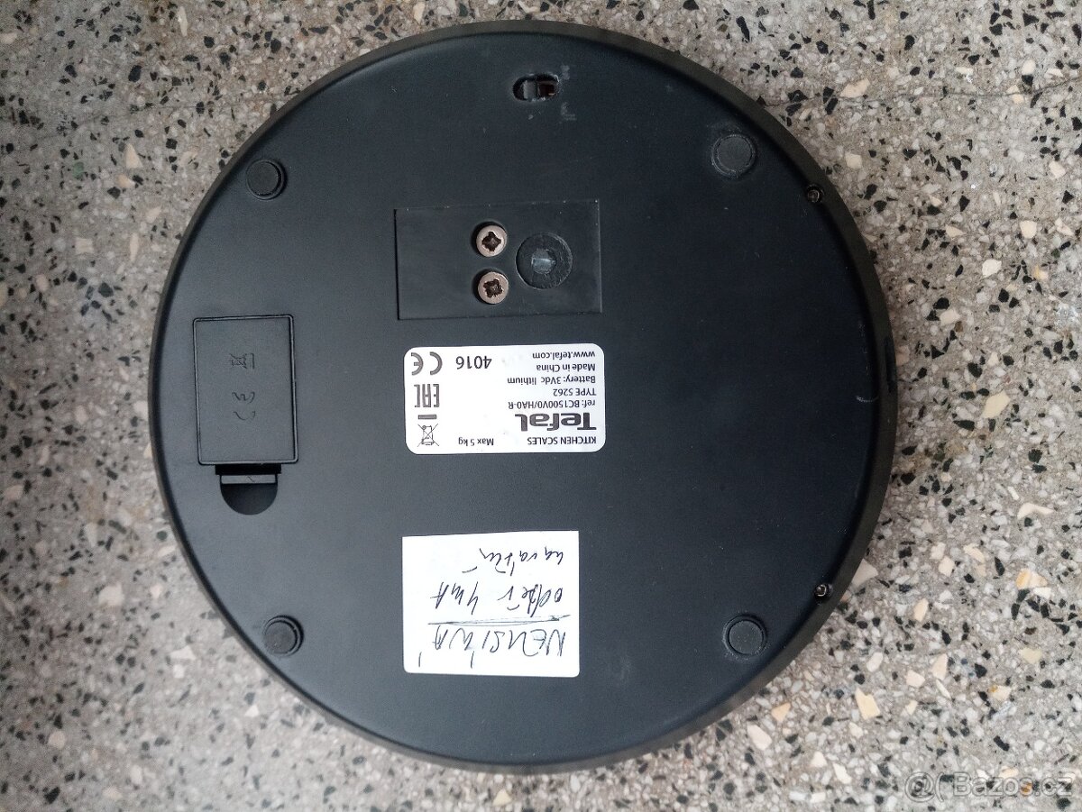 Prodám digitální kuchyňskou váhu Tefal - 2