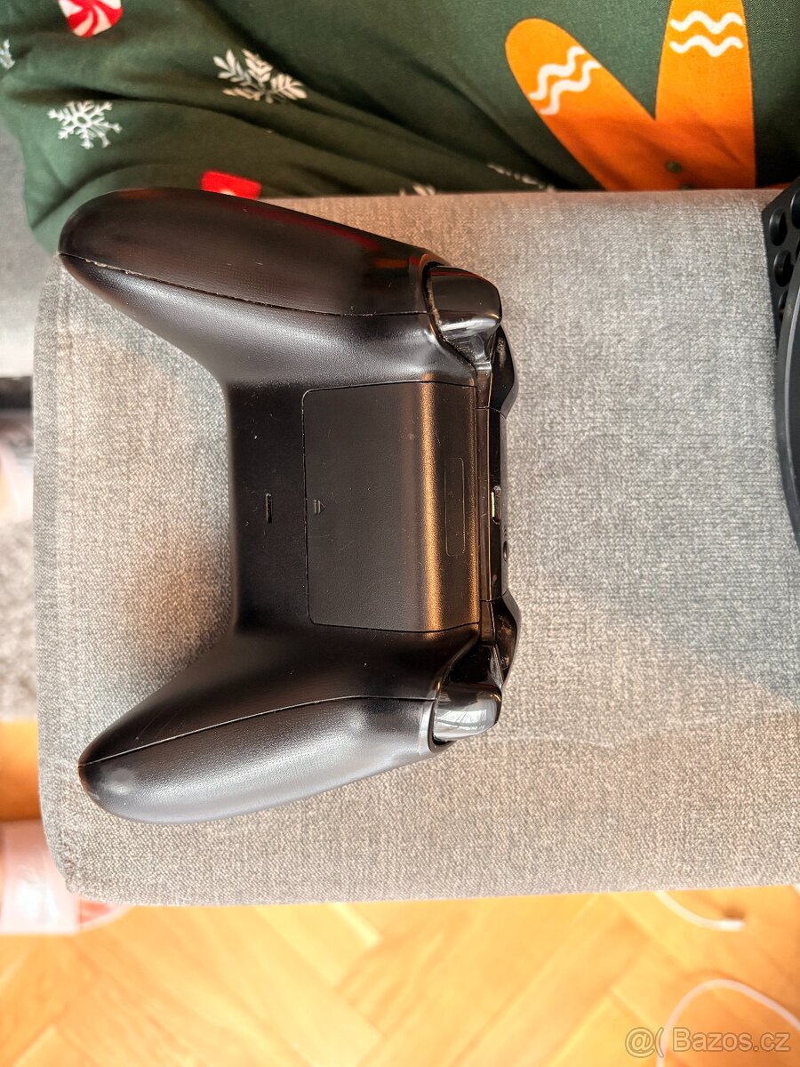 Prodám Xbox Series X 1 TB – dobrý stav - 2