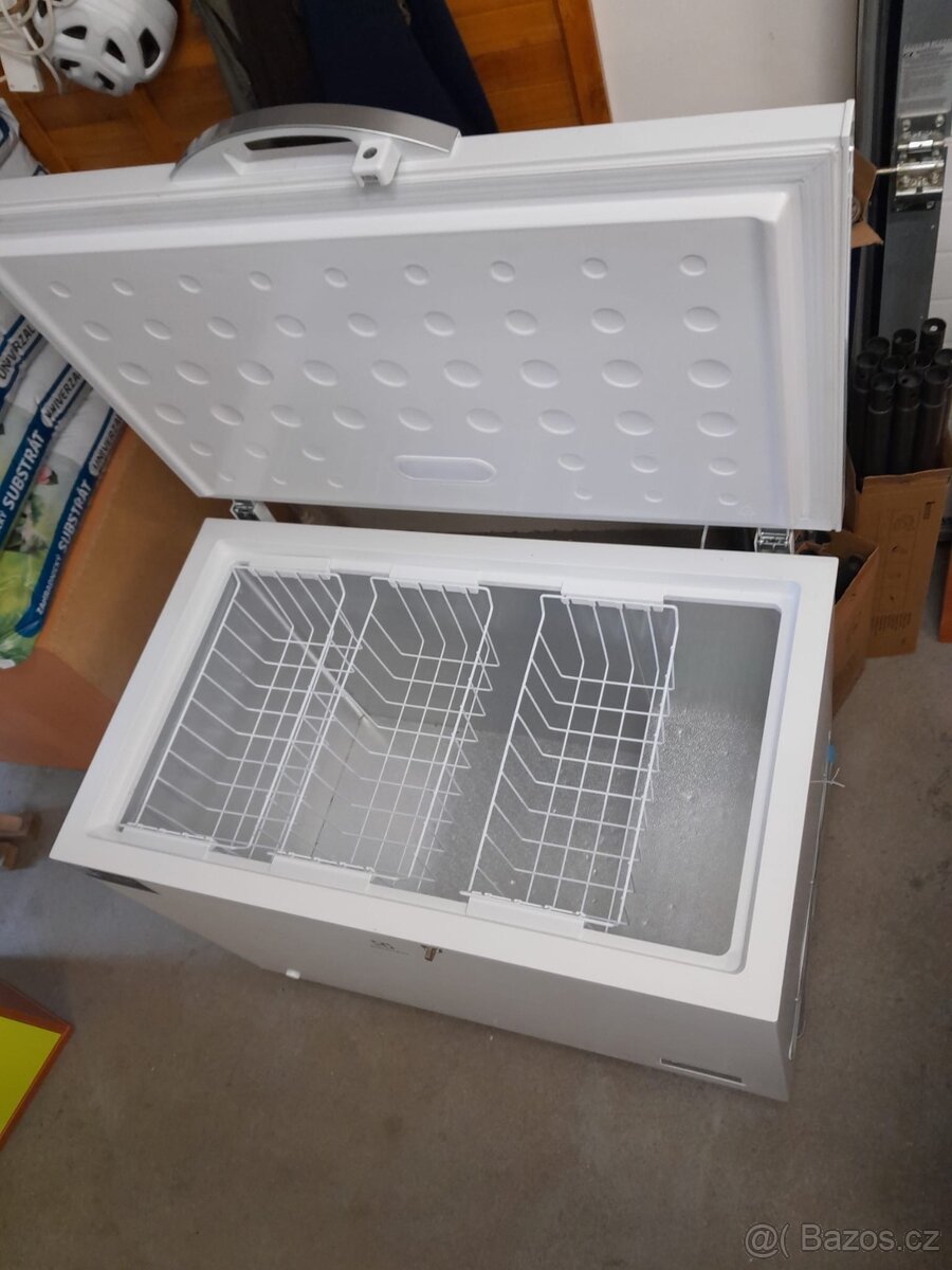 Mrazák Electrolux 308 l pultový - 2