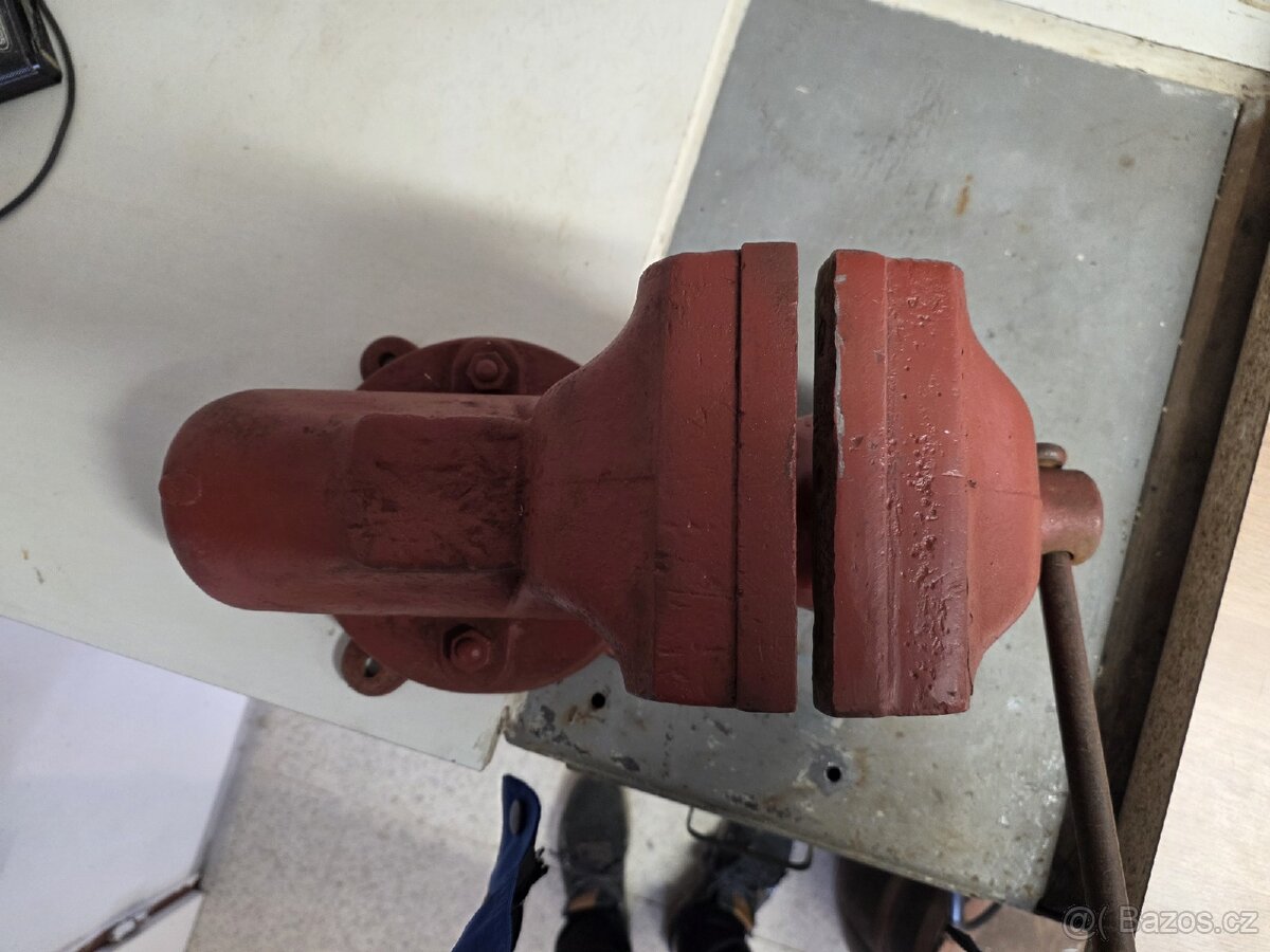 Svěrák York 150 - 2