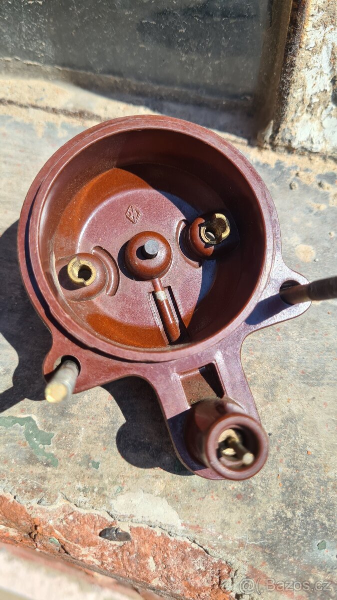 víčko rozdělovače 2 vál - 2