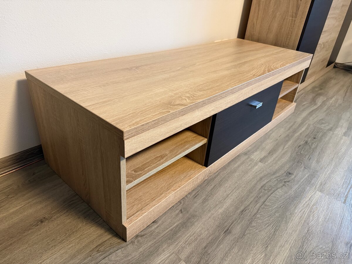 Stolek pod TV - 2