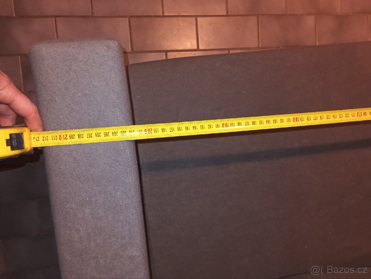 Rozkládací gauč - 2