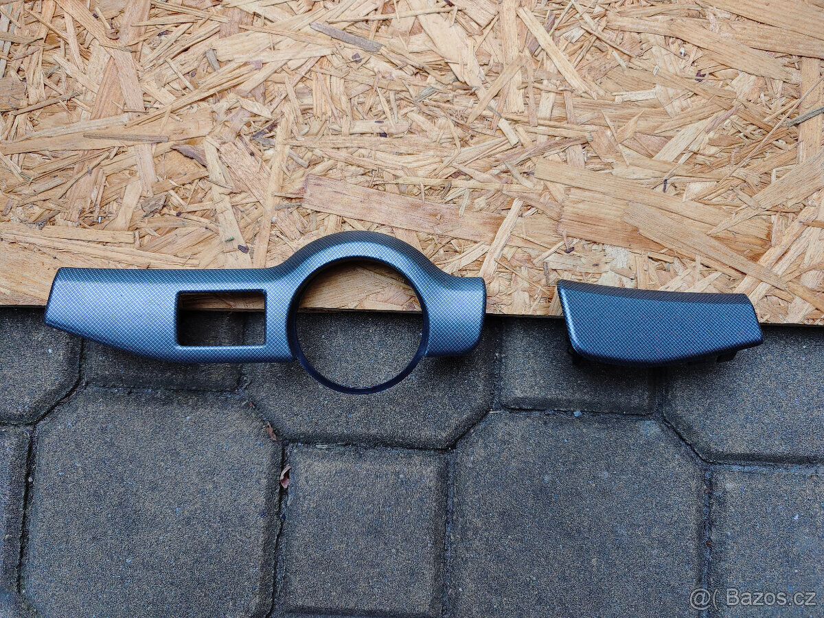 škoda Octávia II-střed.tunel,zrcátko,náh.díly - 2