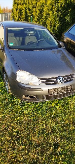 VW Golf V 1,4 - 2