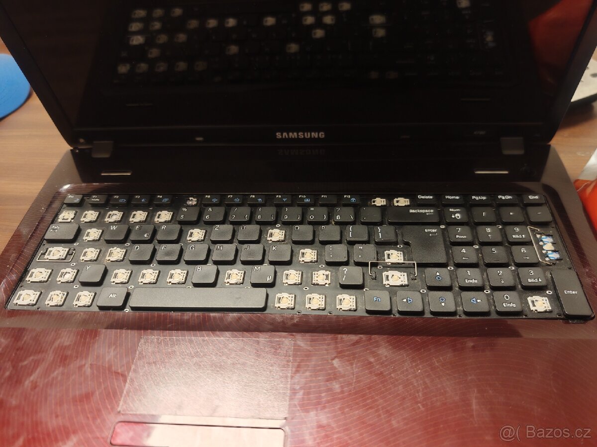 Samsung R780 na díly - 2