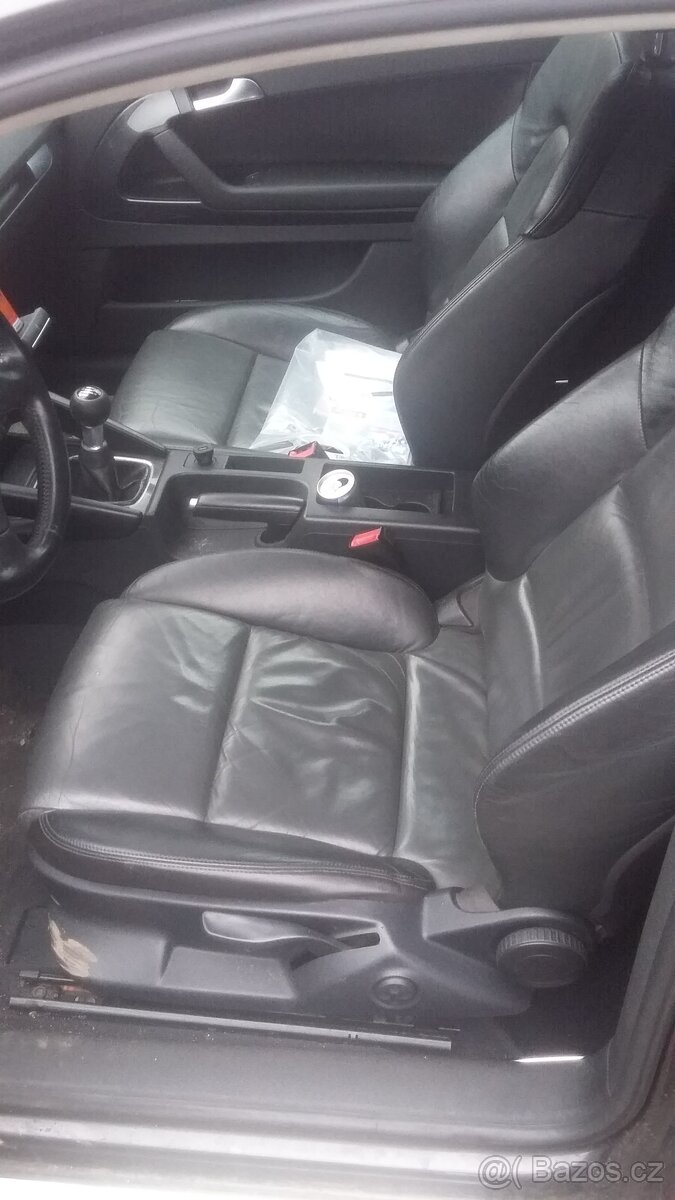 audi A6 2.5tdi rv2002 - 2