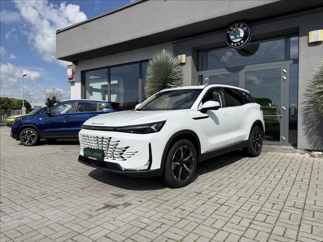 BAIC X75 1,5 T 138kW AUT PANORAMA LED - 2