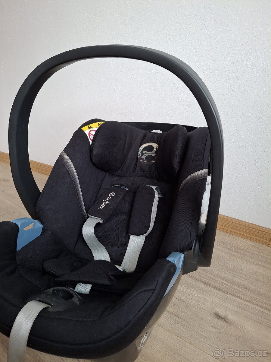 Autosedačka pro miminko - 2