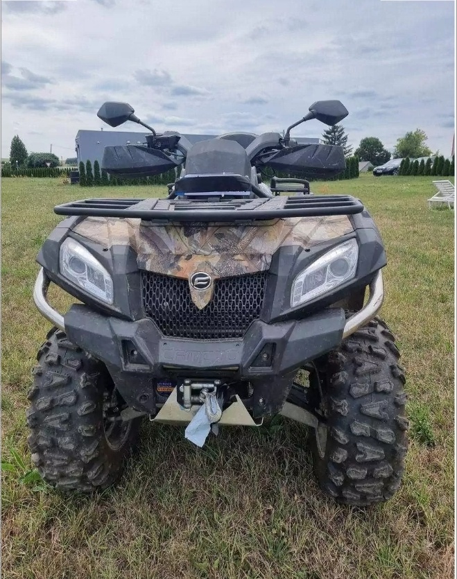 CFMOTO Gladiator X8 EFI V-twin Deluxe