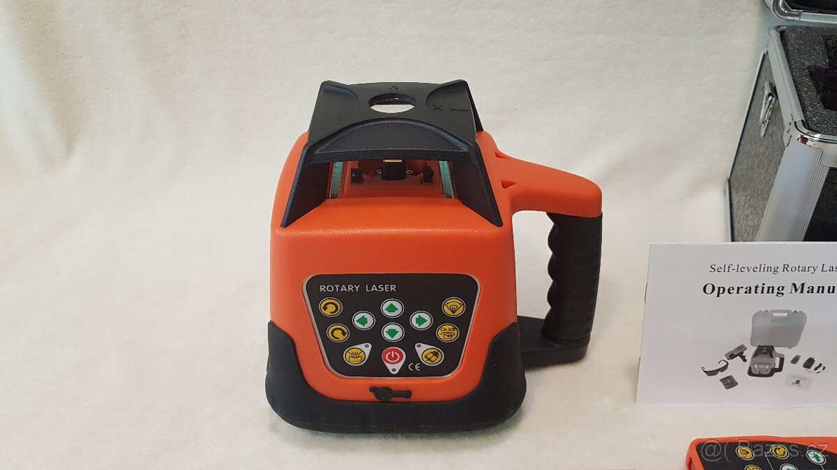 Samonivelační rotační laser 360° - zelený/červený paprsek - 2