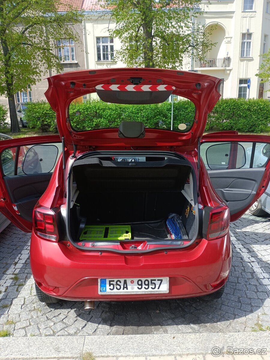 Prodám Dacie Sandero (2021) ve výborném stavu - 2