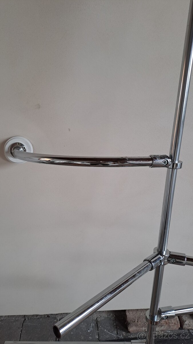 stojany na ramínka - 2