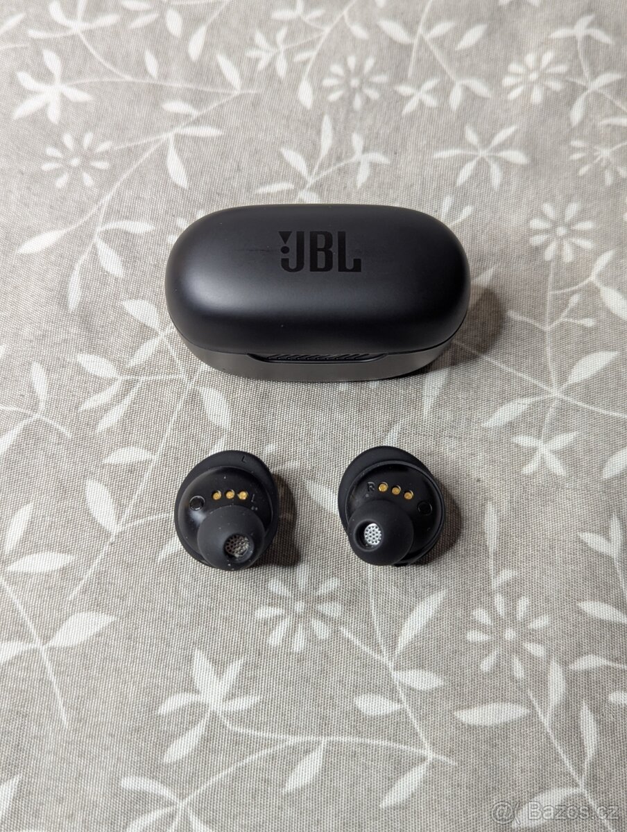 JBL Live Free NC+ TWS černá - 2