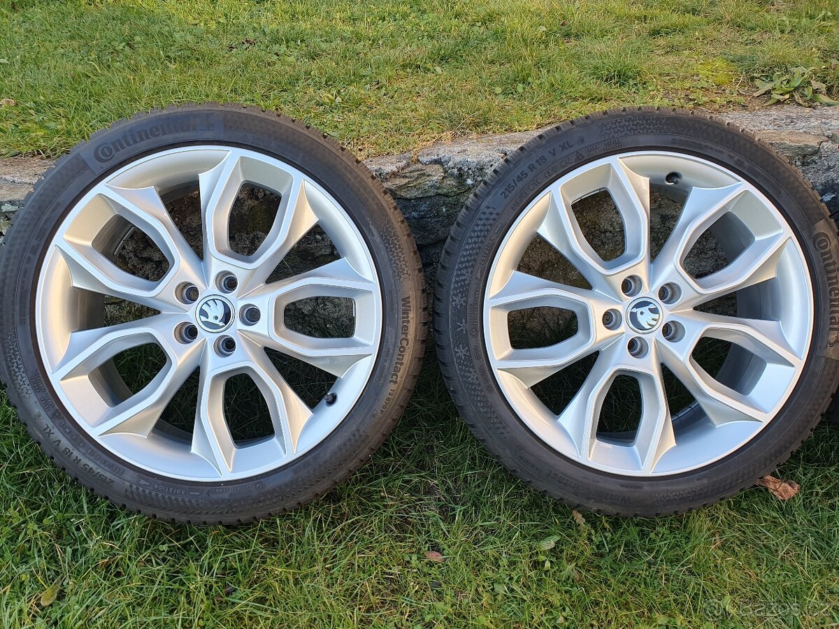 Zánovní alu zimní sada Škoda Kamiq 215/45/18 - 2