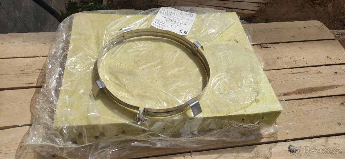 Čistící dvířka, izolace komína, středící objímka, rudomal - 2