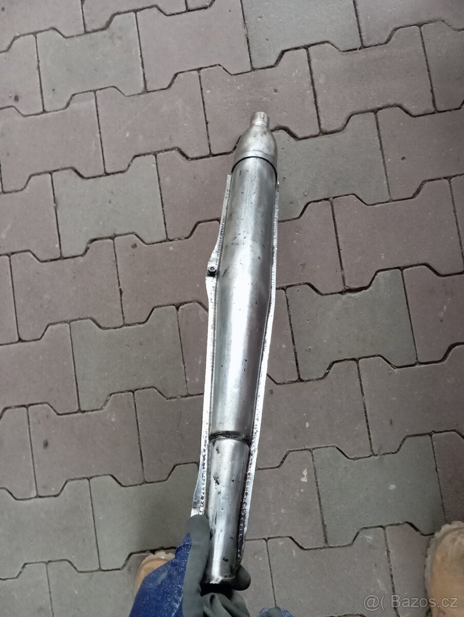 Výfuk doutník Pionýr - 2