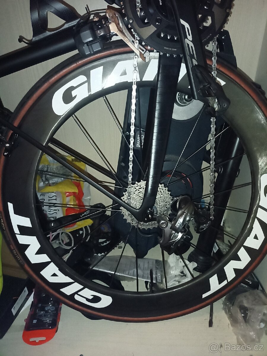 Zapletená kola giant - 2