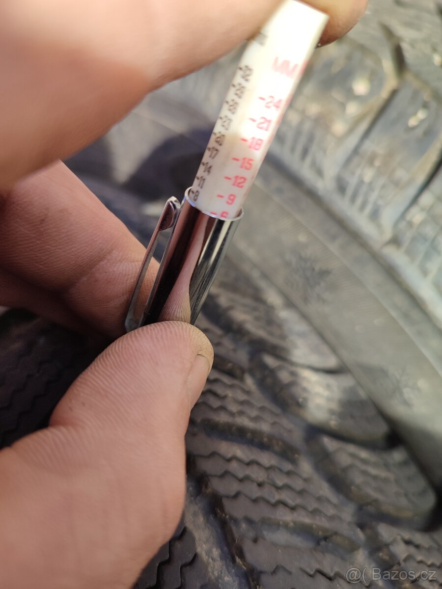 2+2pneu zimní 195/65R15 - 2