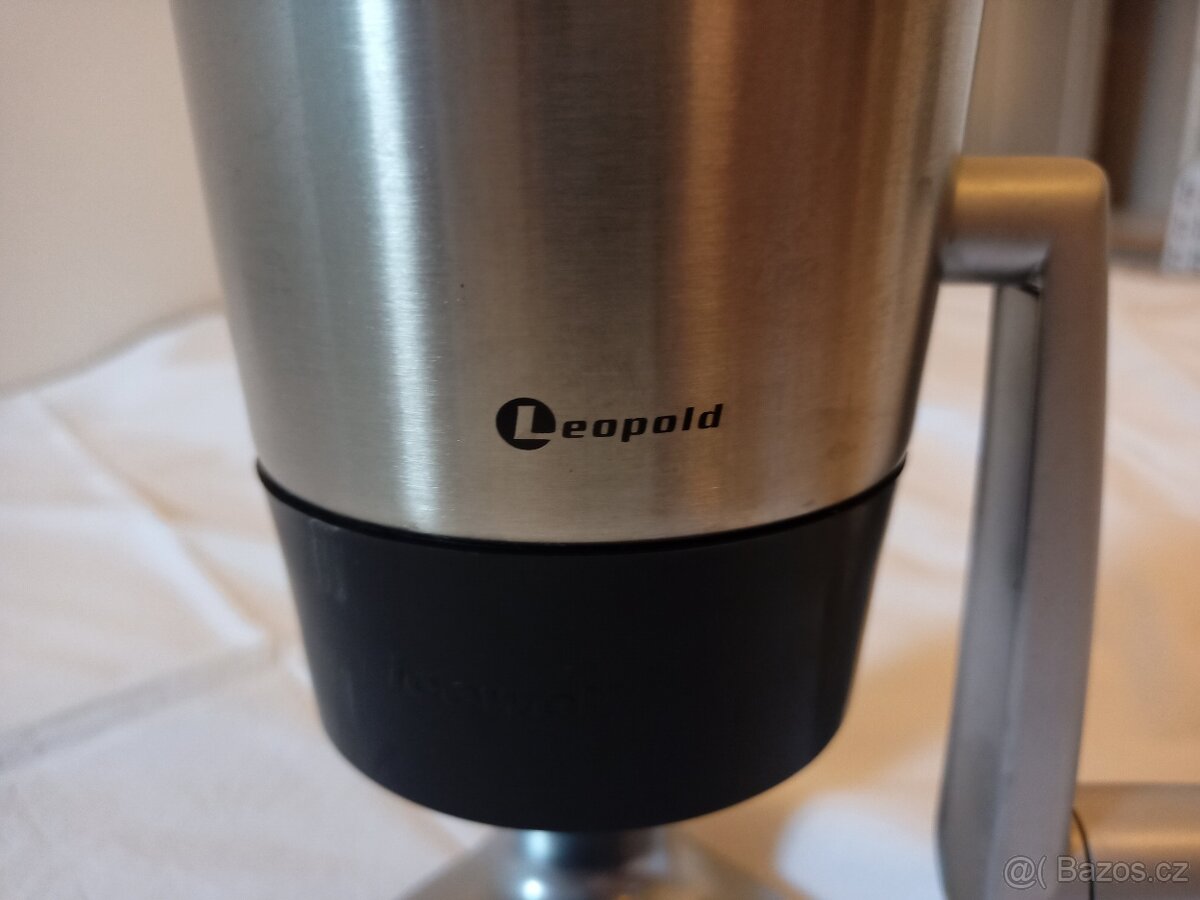 Ruční výrobník ledu - 2