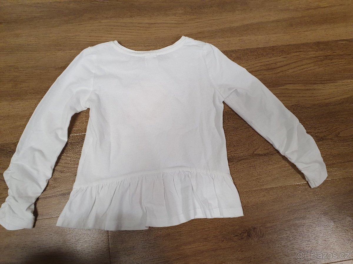 Dívčí tričko s flitry vel 110 - 2