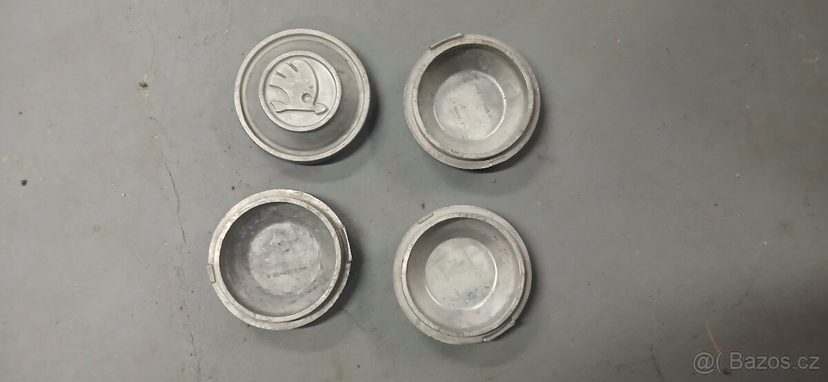 Pokličky na Škoda Al kola otvíráky - 2