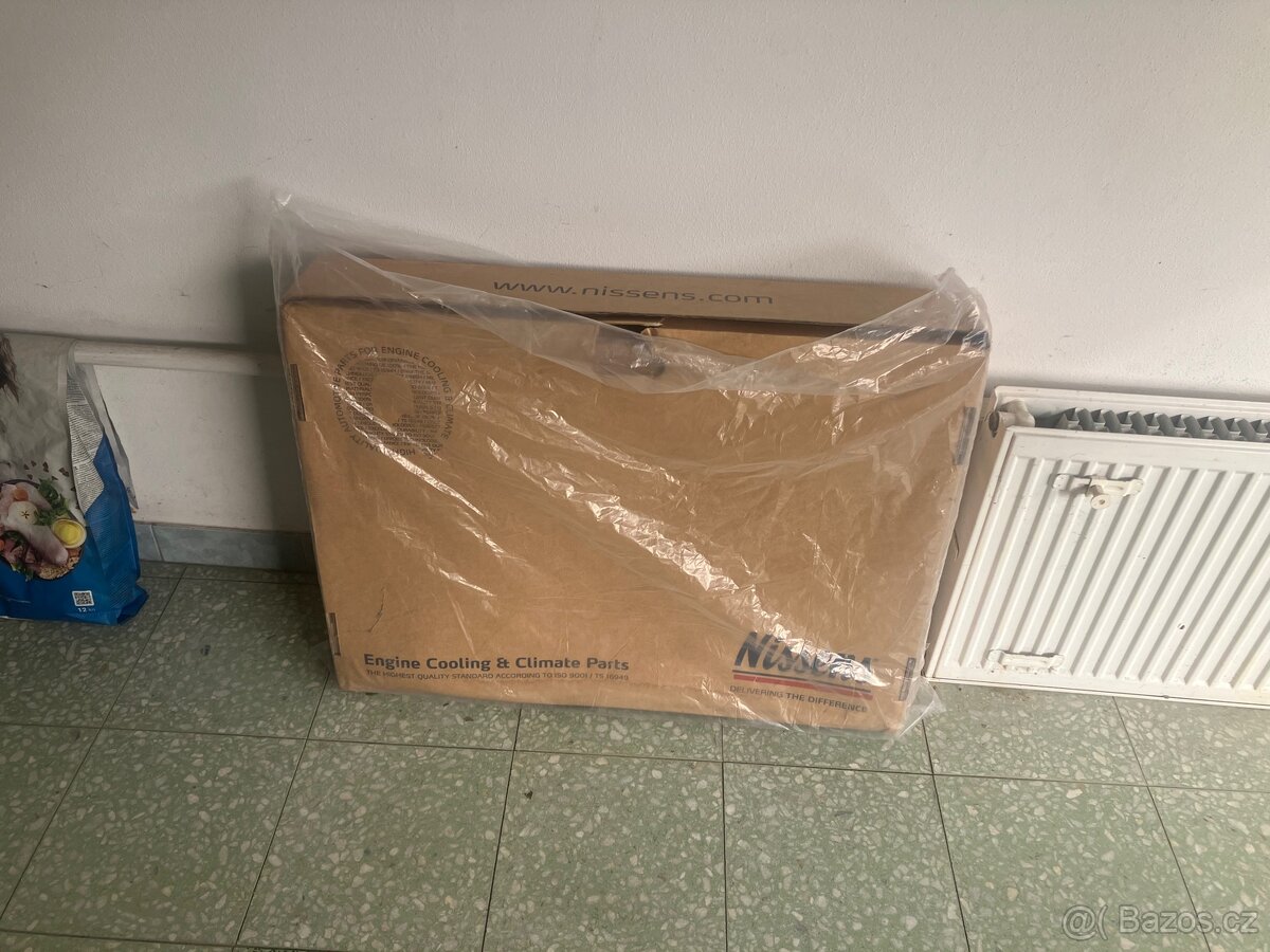 Mercedes Benz GL 320 CDI chladič vody - 2