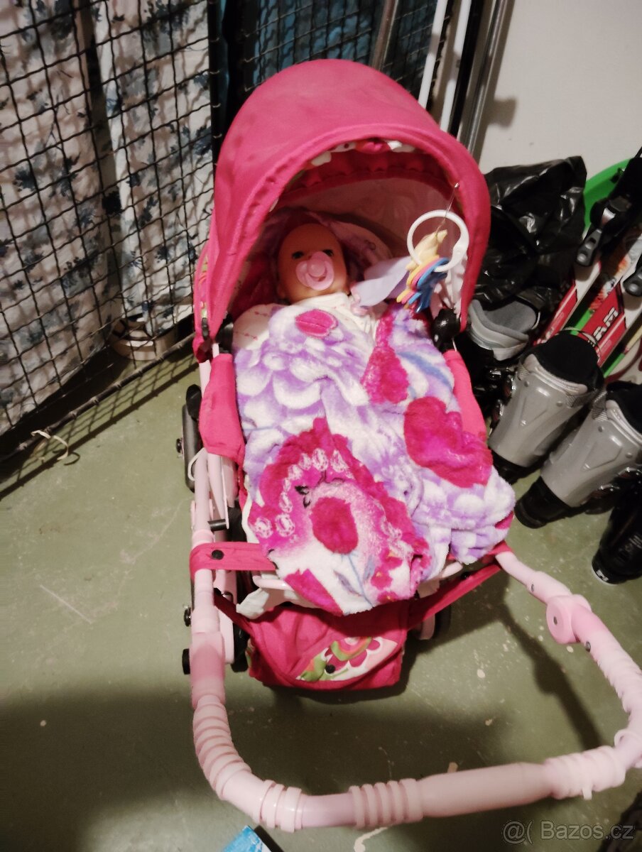 nádherný dětský kočárek - 2